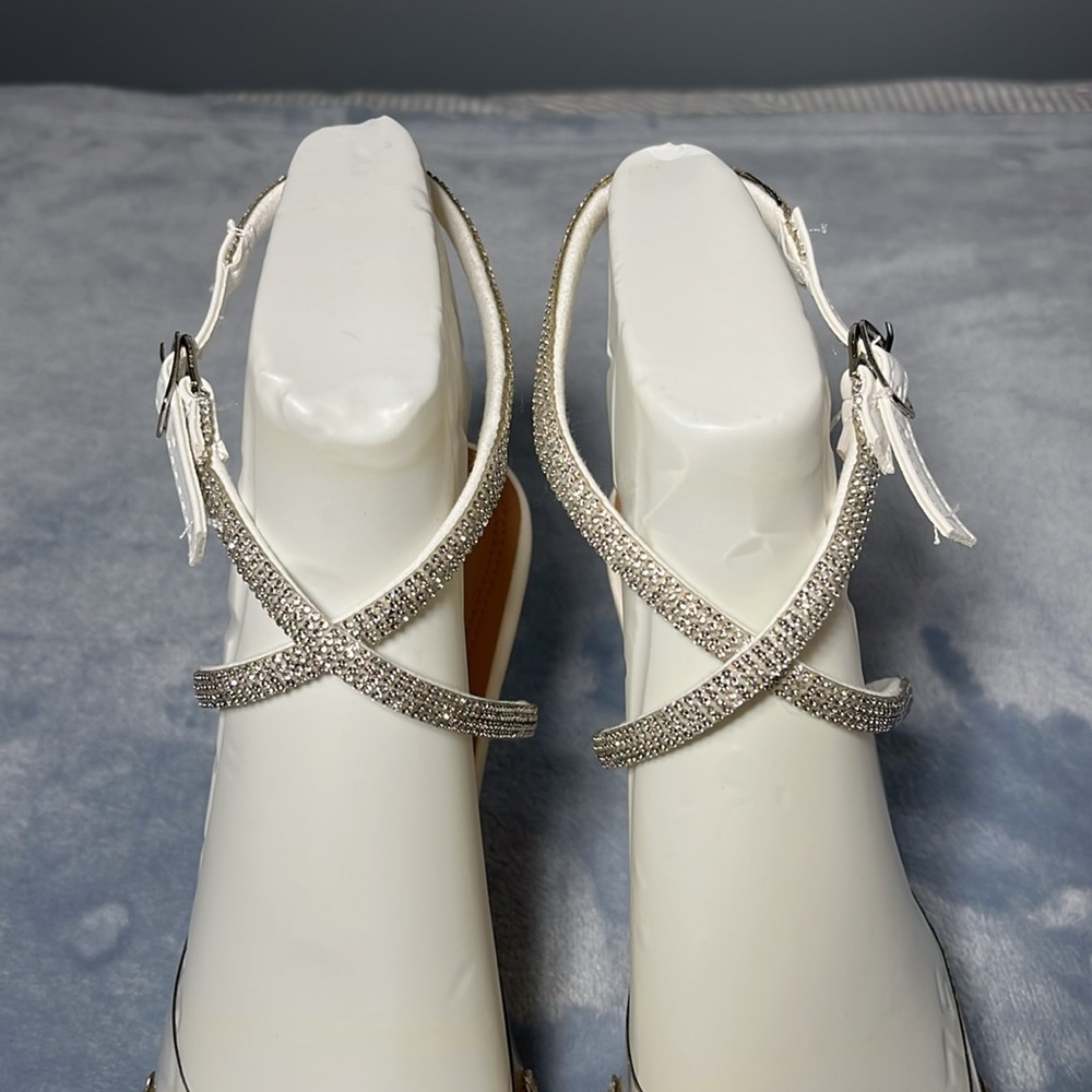 Silver Women's Formal Heels - Picture 5 of 9